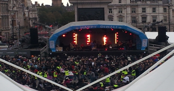 Diwali Trafalgar Square'de Kutland